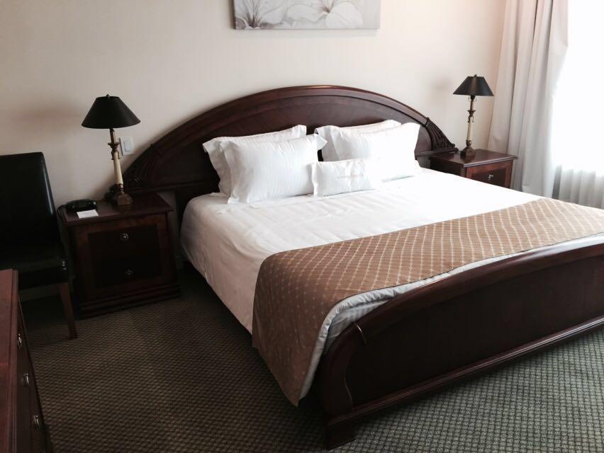 Aparta Hotel Torres De Suites キト エクステリア 写真